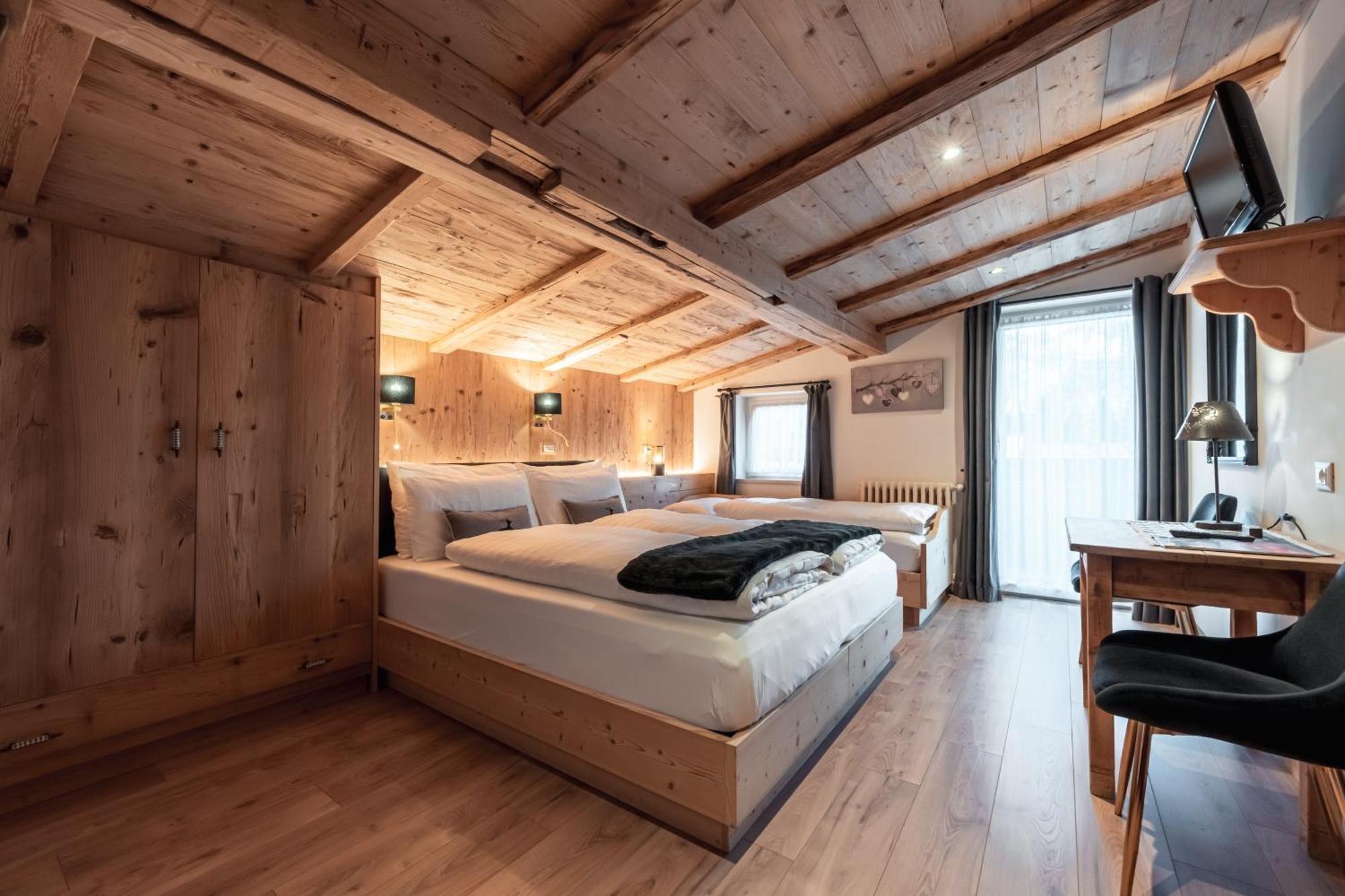 Albergo Majorka 까나제이 외부 사진