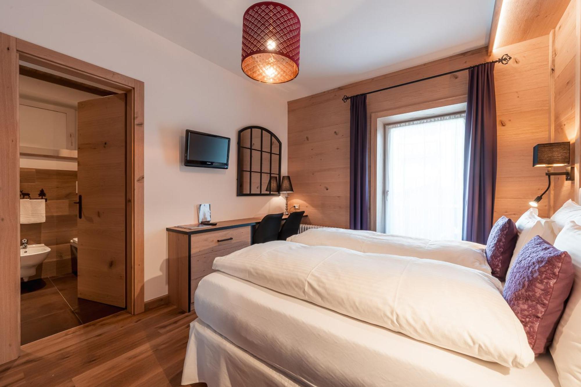 Albergo Majorka 까나제이 외부 사진